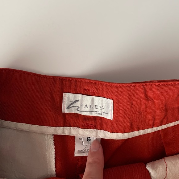 Haley USA Long Red Culotte Shorts Pleated Sz 6 ❤️ - Picture 3 of 4